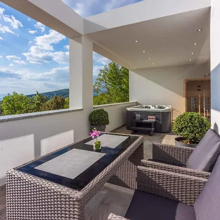 Σπίτι διακοπών In 42951 Crikvenica
