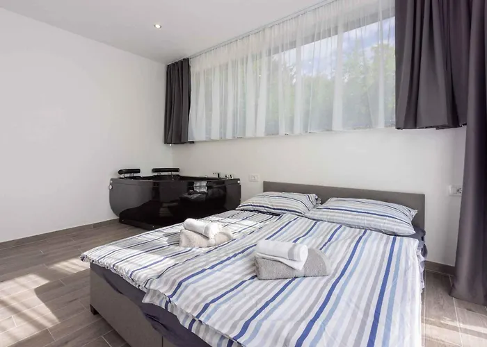 In 42951 Crikvenica