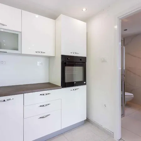 Semesterbostad In 42951 Crikvenica