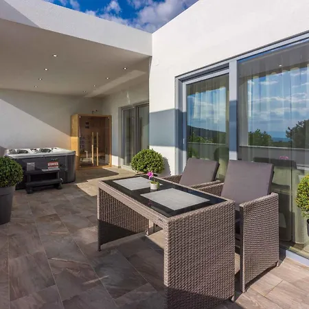 Semesterbostad In 42951 *